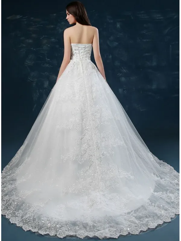 Abito da Sposa Elegante principesco con gonna vaporosa con merletto
