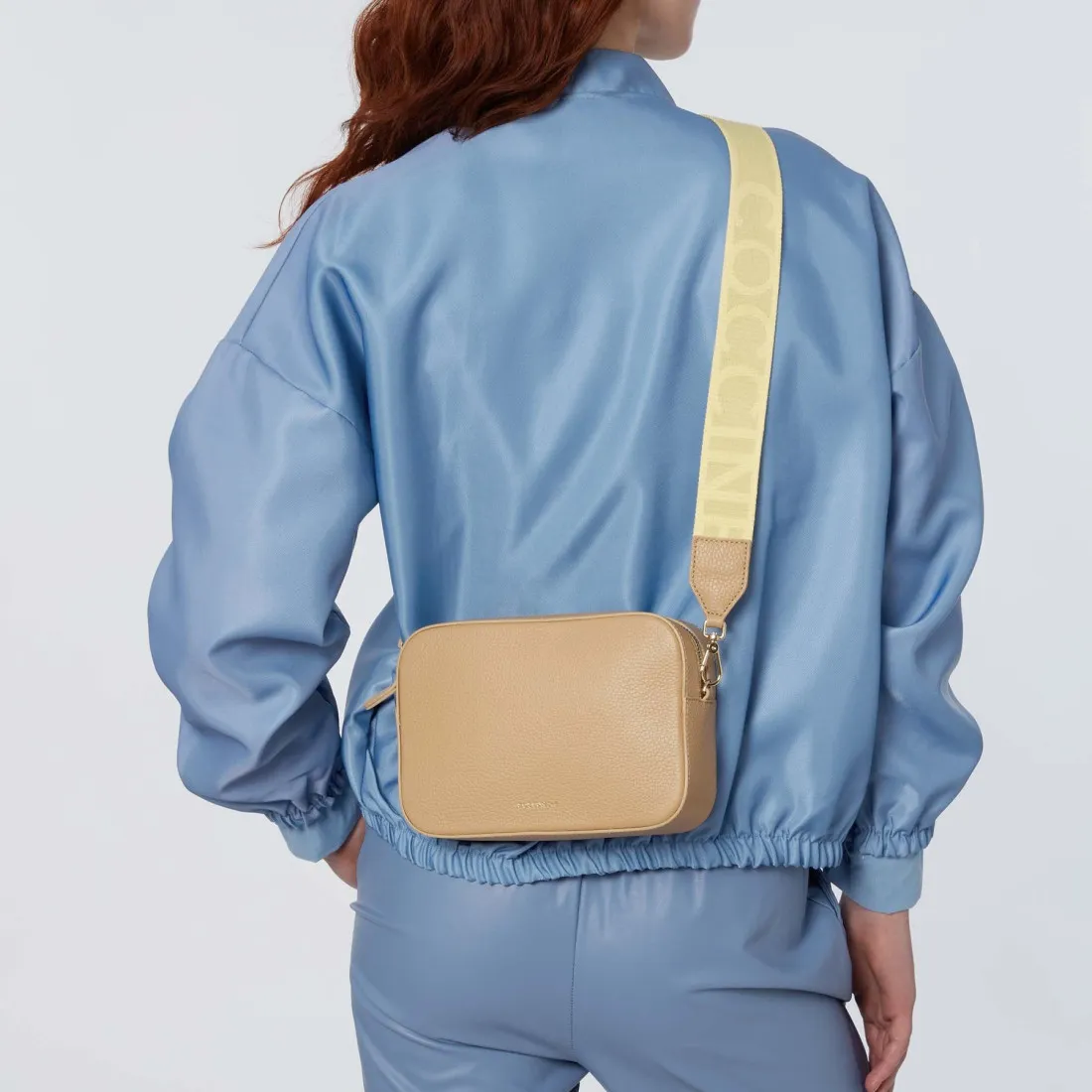 Borsa a tracolla camera bag Coccinelle Tebe a tracolla in pelle fresh beige