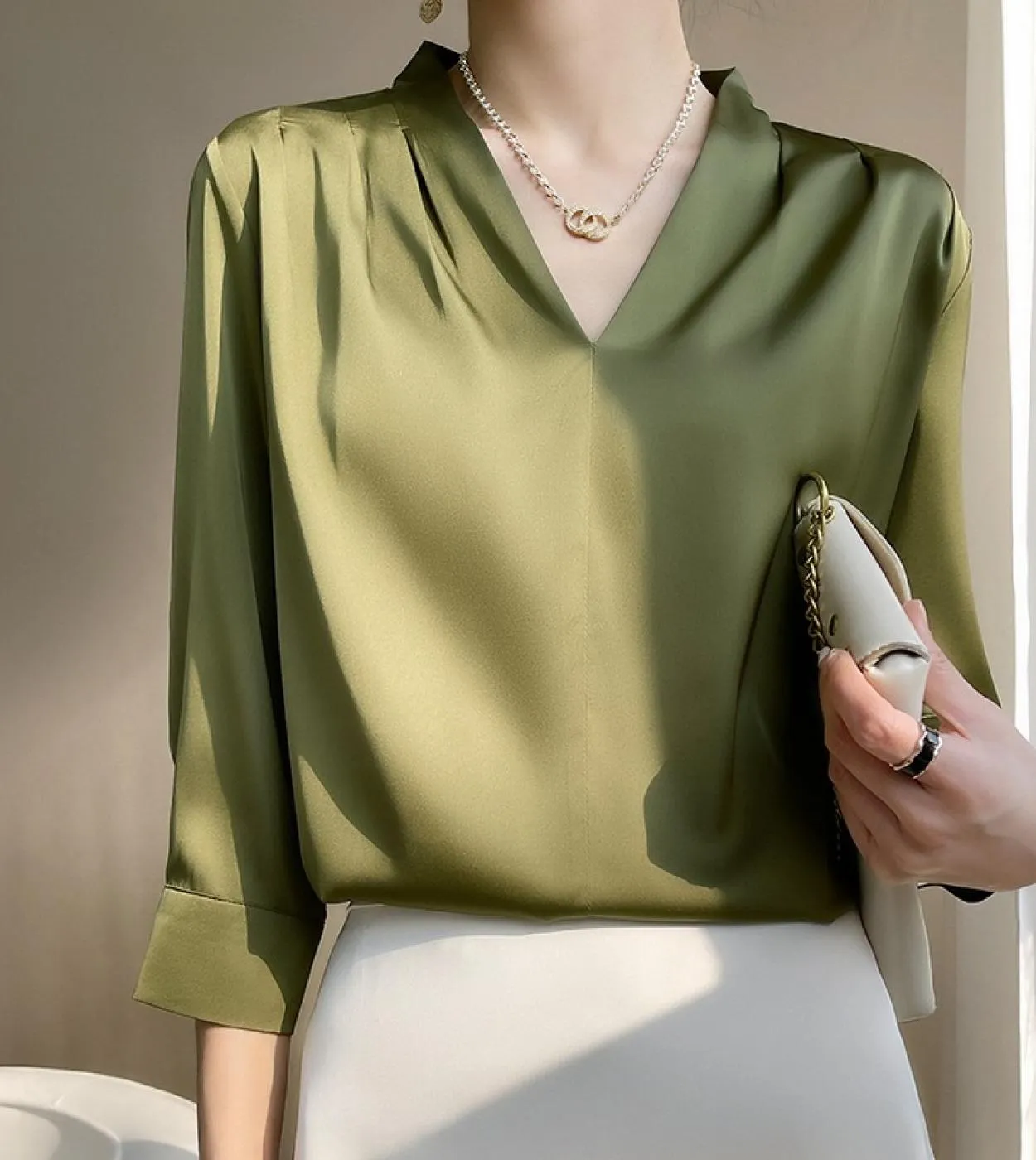Camicetta elegante da donna in raso Camicia estiva con scollo a V Camicia a maniche lunghe Casual da ufficio Top da donna Solid