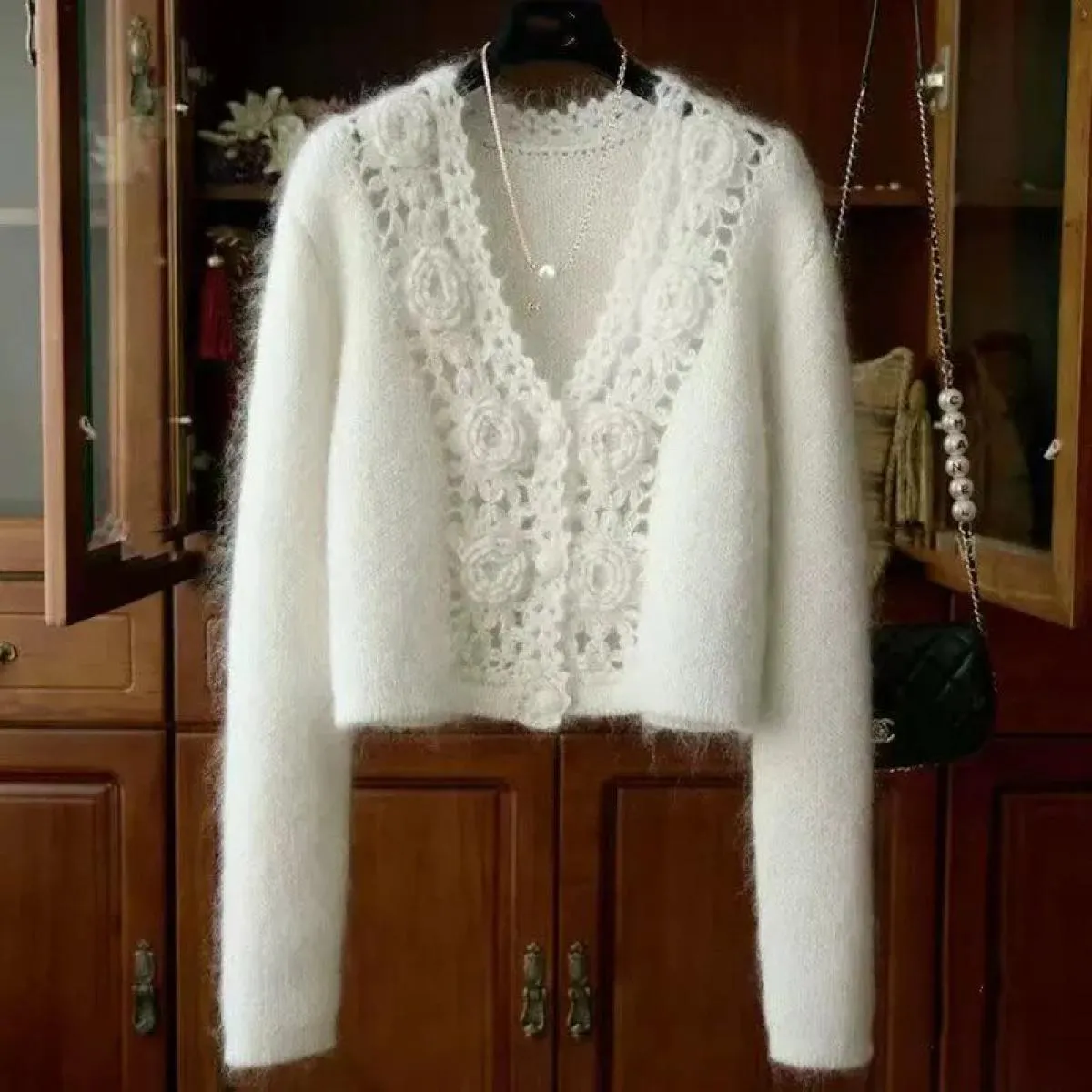 Cappotto maglione cardigan bianco Donna Primavera Autunno Hollow Maglione corto allentato Temperamento Cappotto con scollo a V D