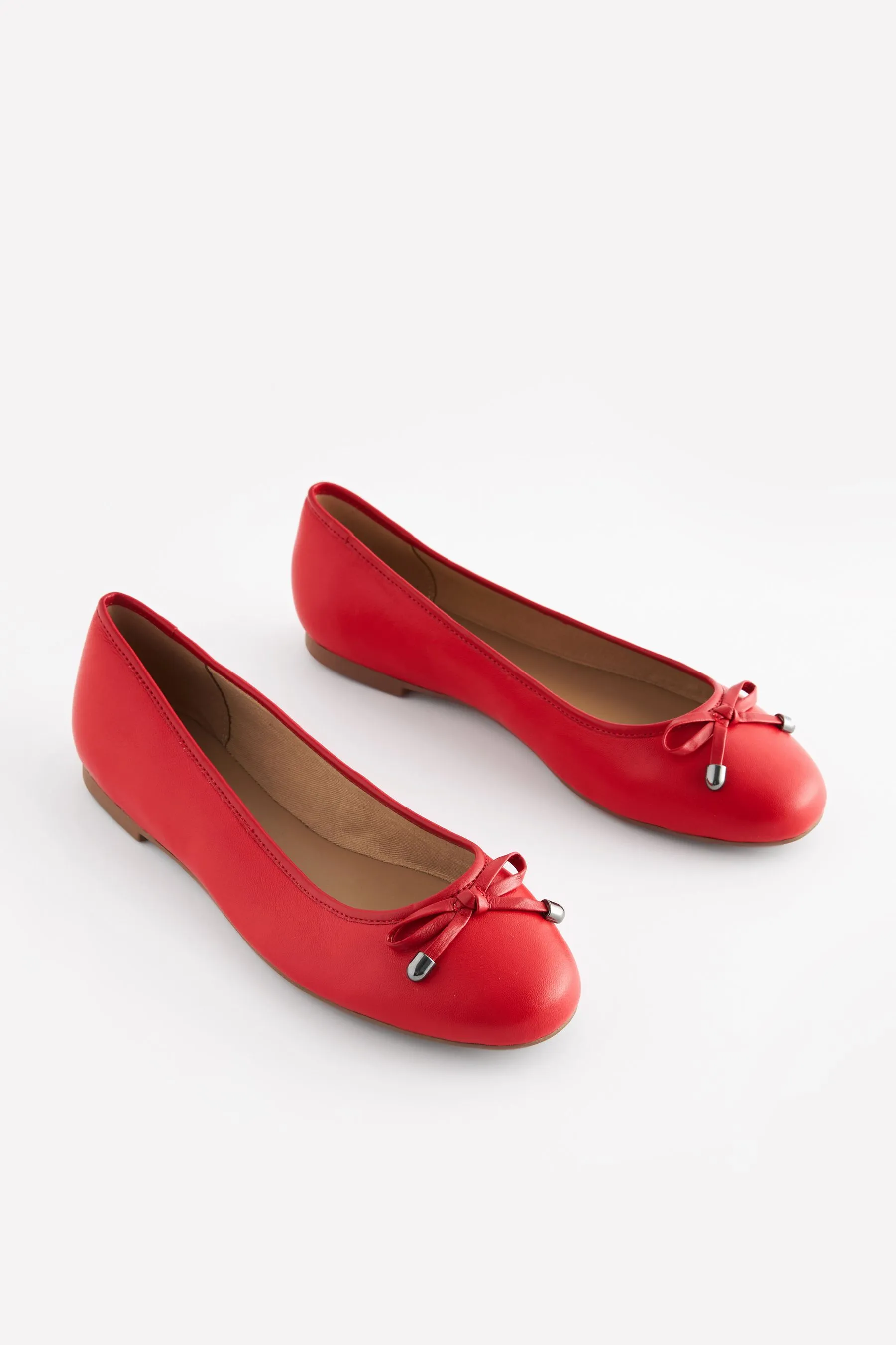 Forever Comfort® Scarpe da ballerina in pelle a punta tonda    