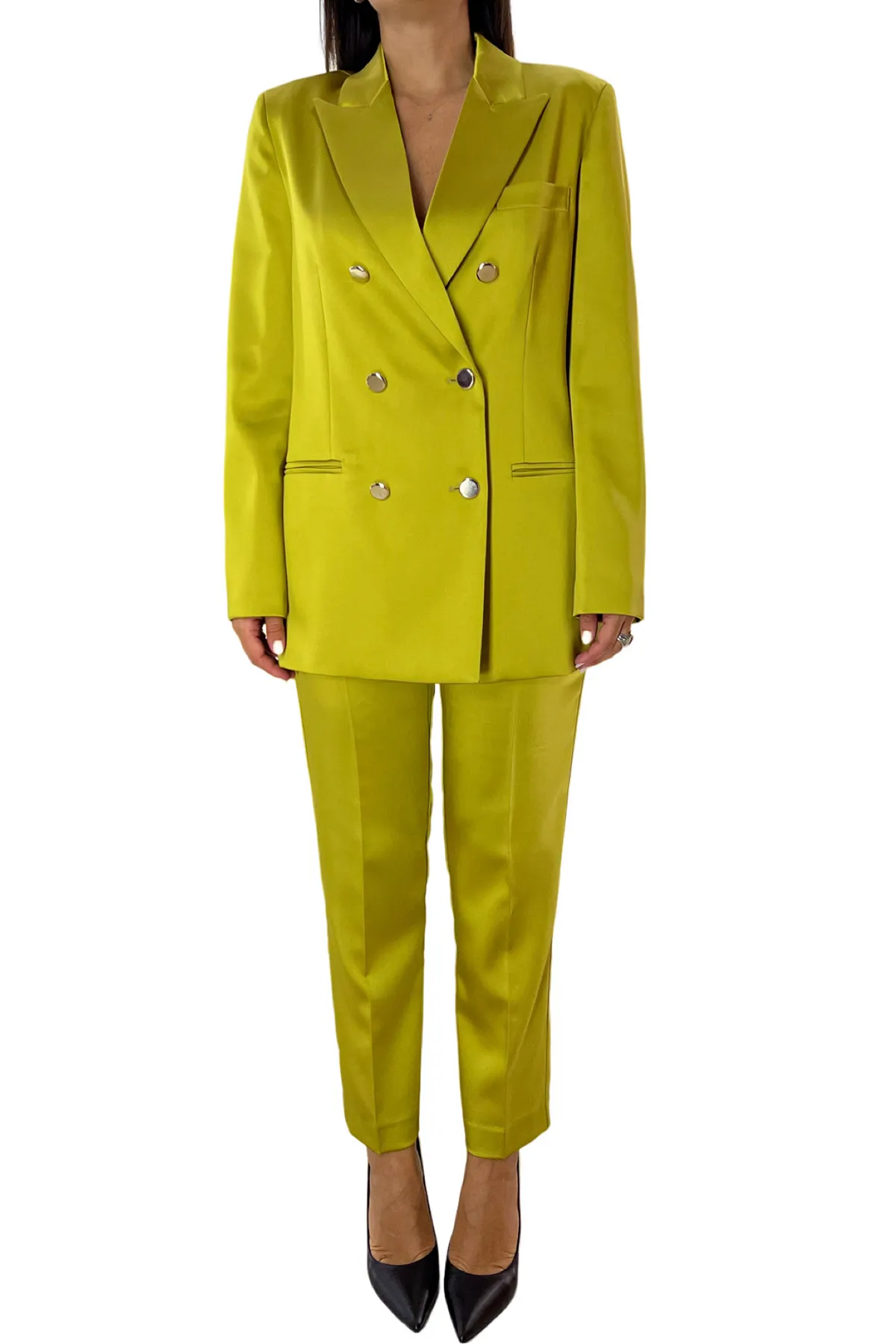 Giacca donna doppiopetto oversize con spalline e tasche a filo e bottoni in oro a contrasto