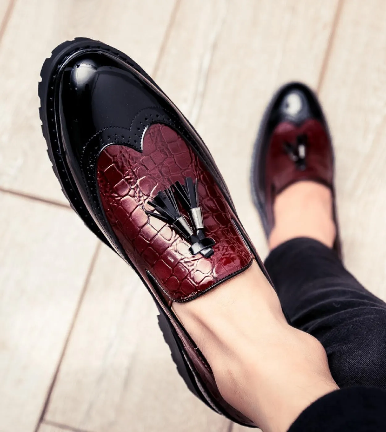 Gli uomini di moda di grandi dimensioni vestono le scarpe da sposa per feste nere Scarpe a punta Scarpe da guida Mocassini Scarp