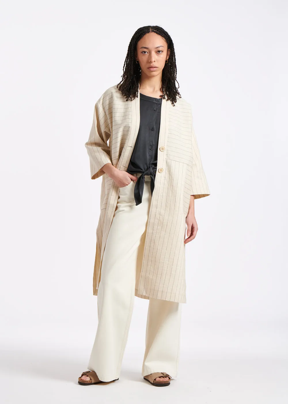 Loose ecru mottled coat with fine stripes