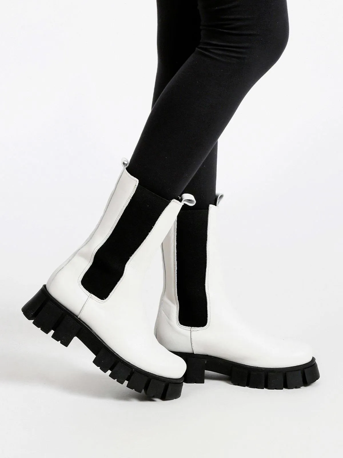 Made In Italy Bottines chelsea en cuir femme