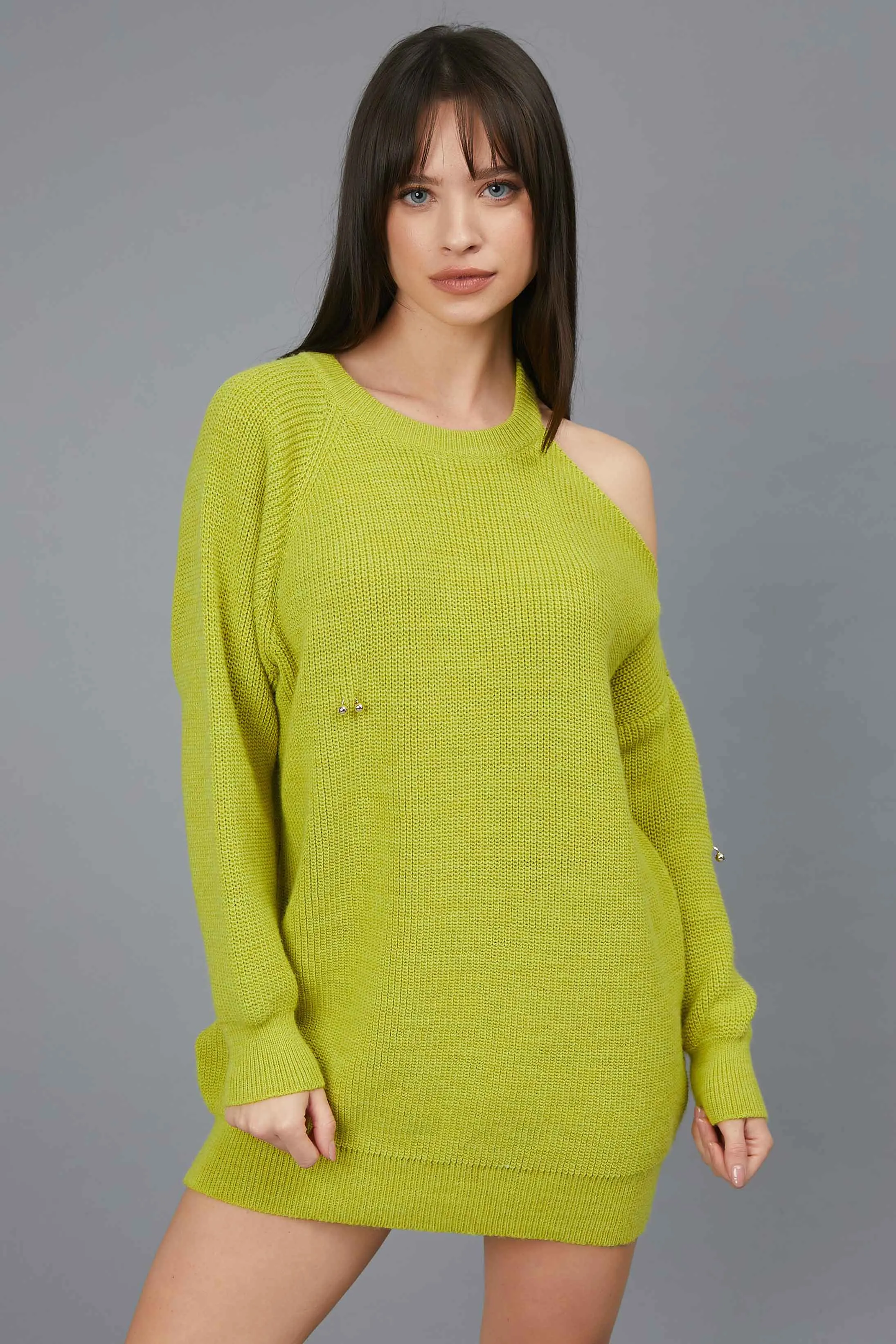 MAGLIA SPALLA SCOPERTA E PEARCING PISTACCHIO
