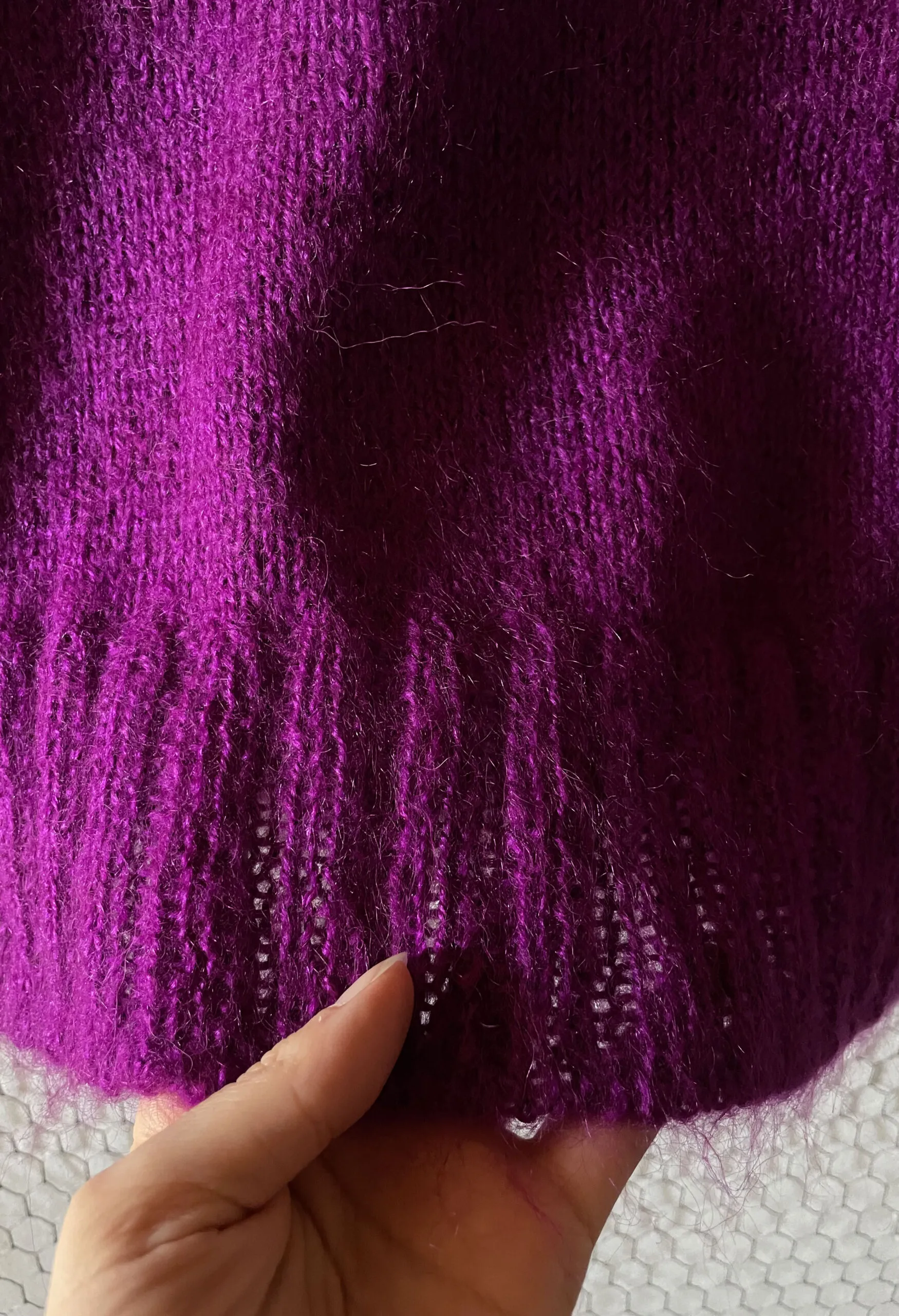 Maglione handmade viola misto mohair vintage anni ’70
