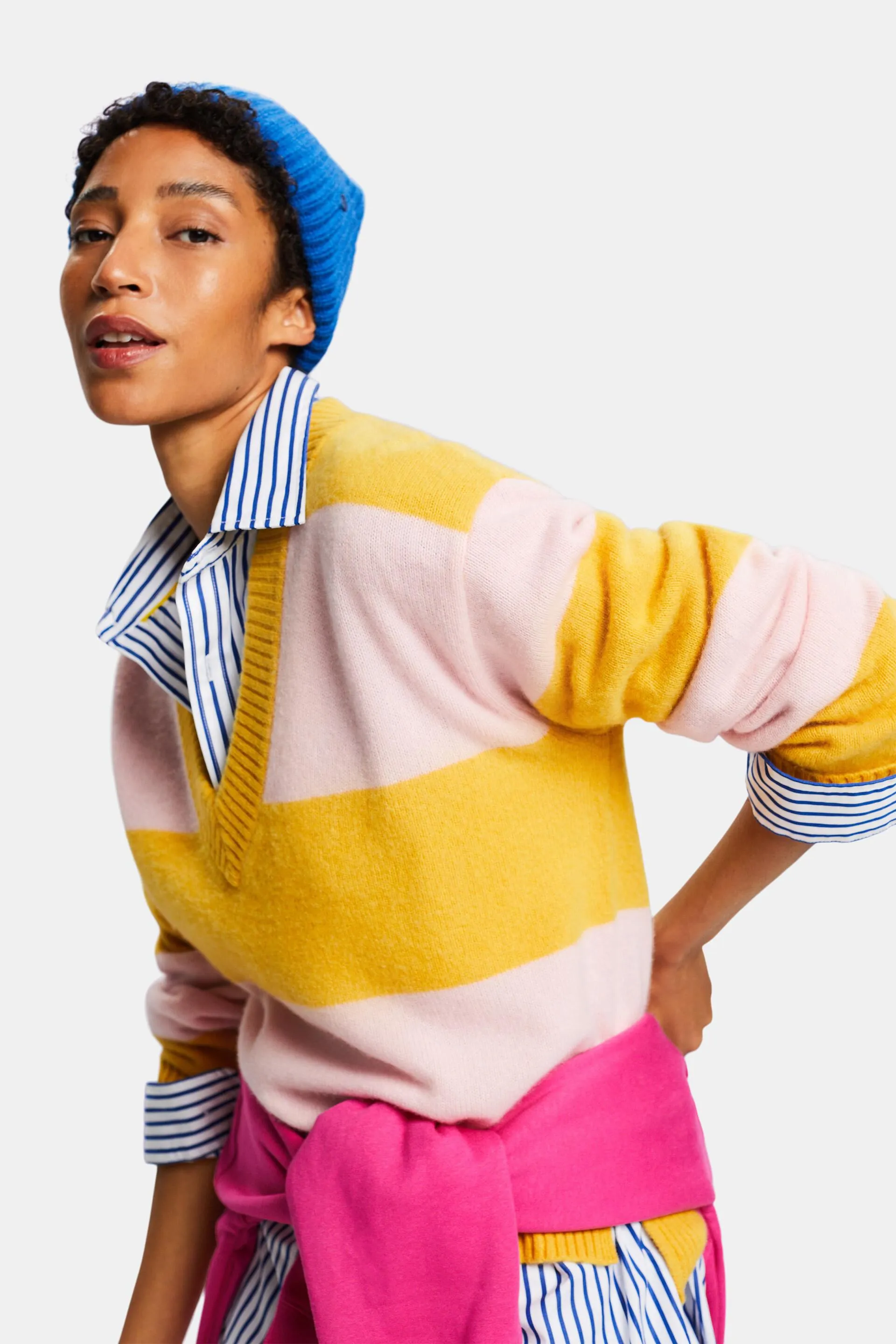 Maglione in cachemire a righe rugby con scollo a V