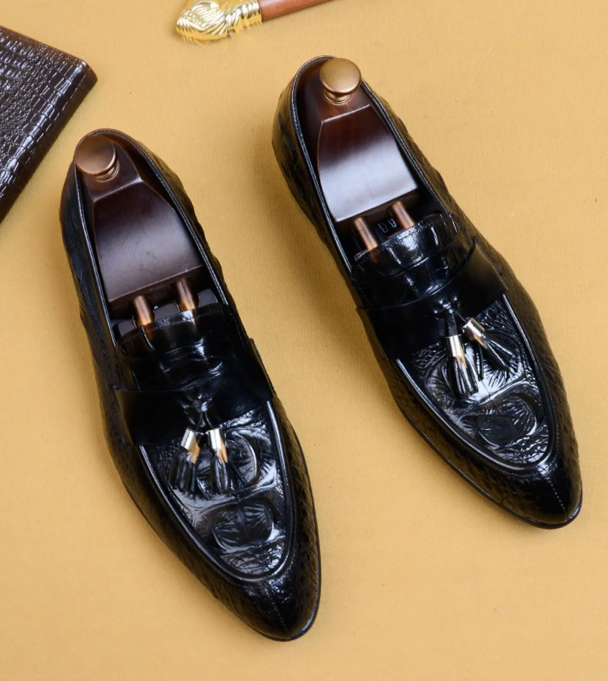 Mocassini da lavoro classici da uomo con motivo a coccodrillo Marchio di lusso Scarpe formali da lavoro fatte a mano di qualità