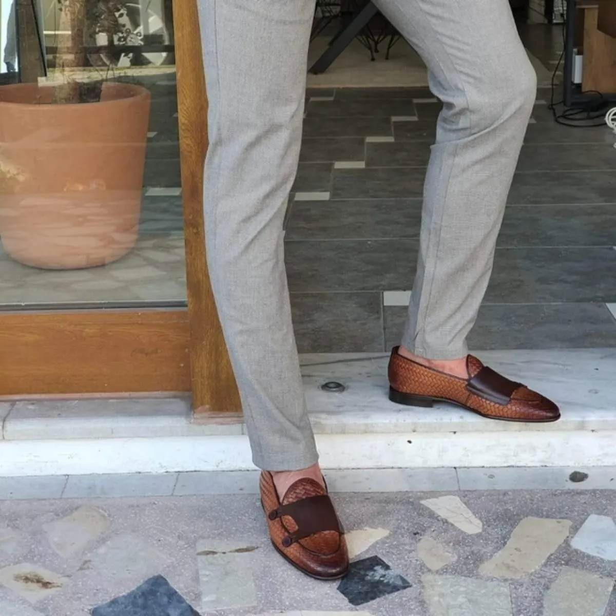 Mocassini da uomo marroni con doppia fibbia Scarpe da monaco slip on punta tonda Primavera Autunno fatte a mano Scarpe formali d