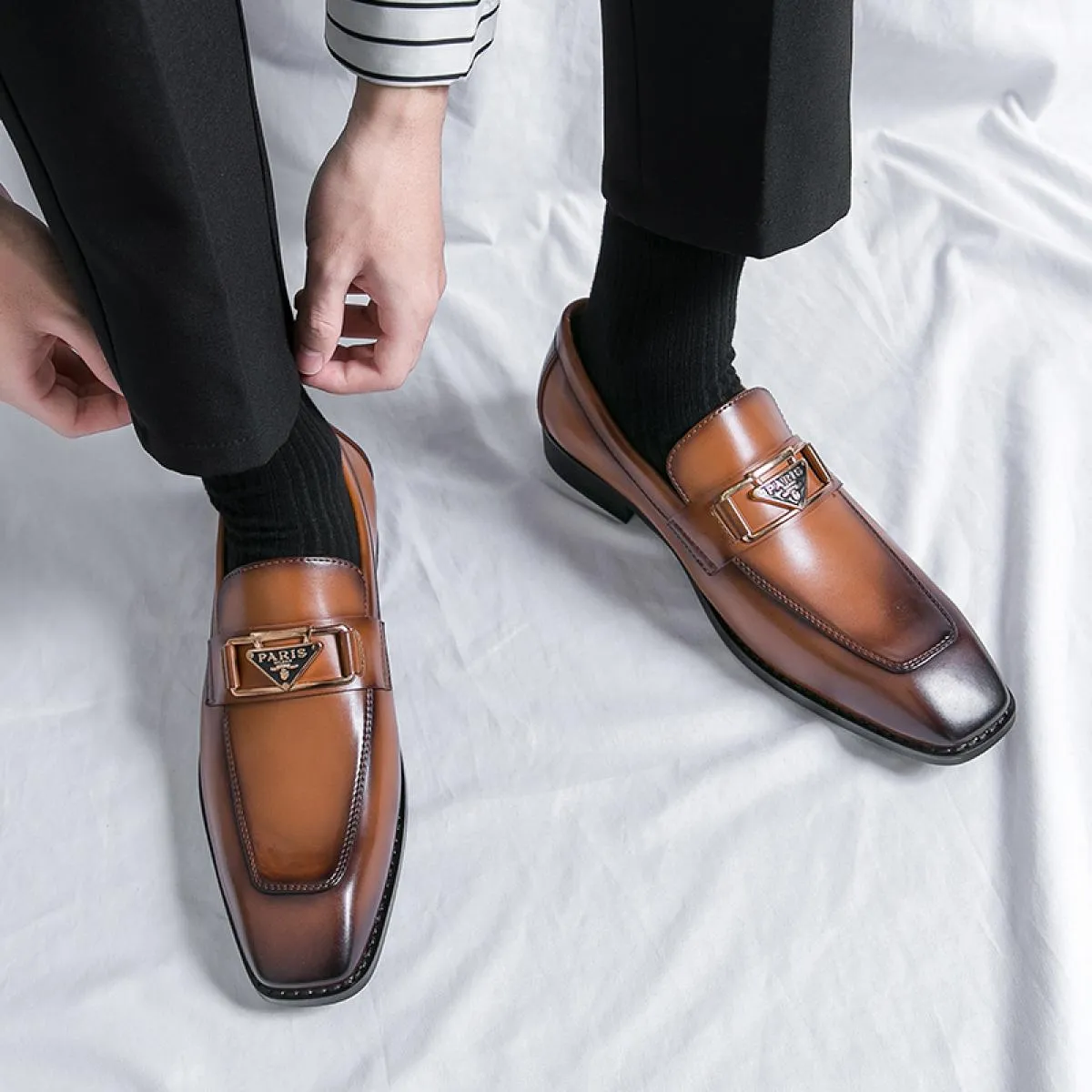 Nuovi mocassini marroni da uomo Scarpe formali da uomo con punta quadrata nera Scarpe da uomo fatte a mano da lavoro Taglia 3846