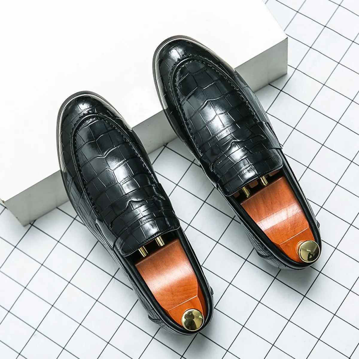 Nuovi mocassini marroni scarpe da uomo modello pietra slip on scarpe da uomo d'affari nere formali taglia 38 48 scarpe da uomo d