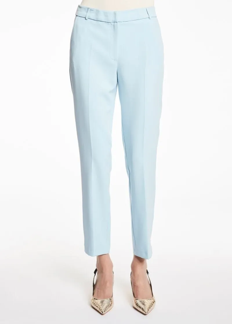 Pantaloni a sigaretta