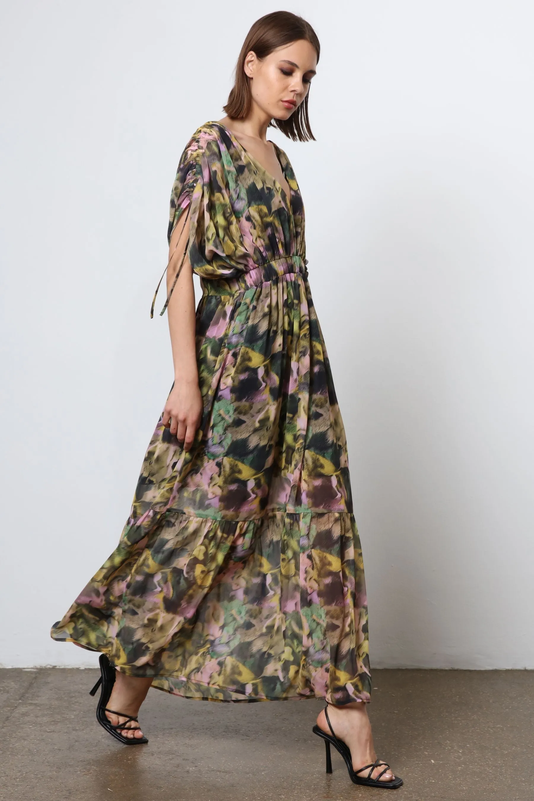 Religion - Abito maxi con gonna a balze in bellissime stampe