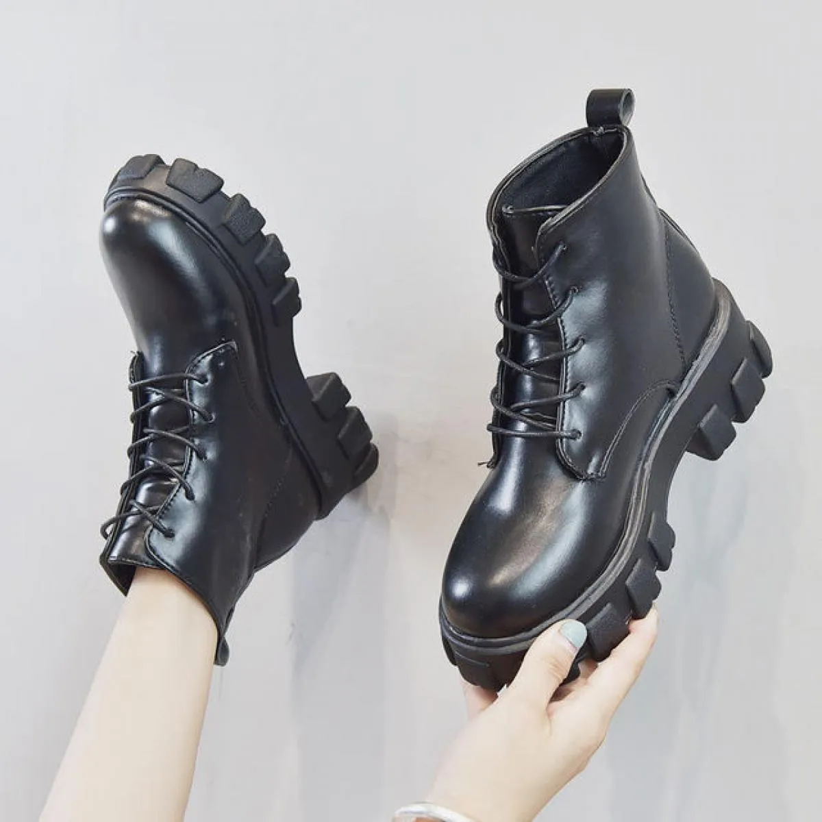Scarpe da roccia Stivali da donna Stivaletti al polpaccio da donna Stivali firmati di lusso da donna Stivaletti con tacco basso