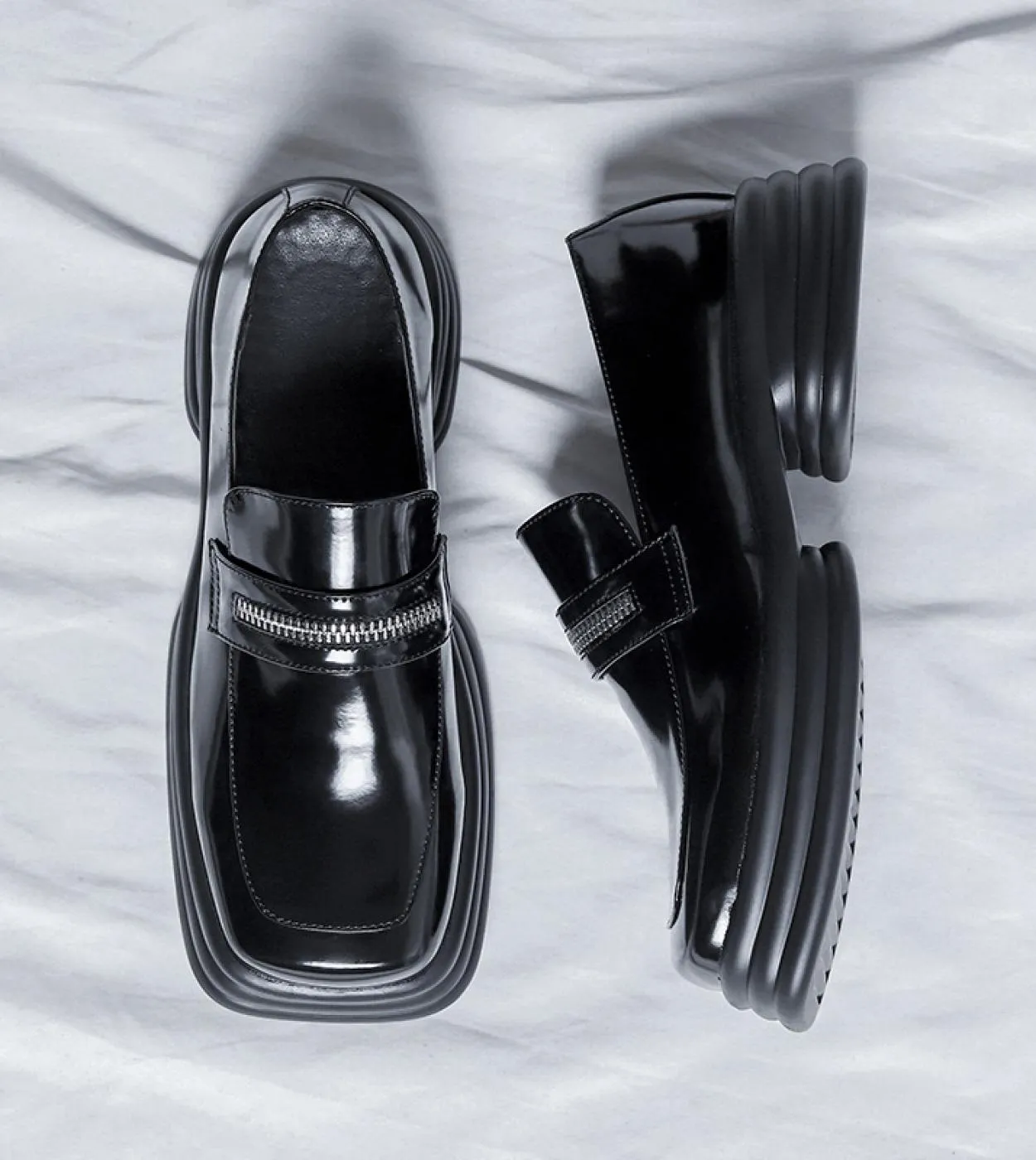 Scarpe da sera eleganti da uomo retrò Scarpe da ginnastica firmate da uomo con punta quadrata Mocassini da uomo con suola spessa