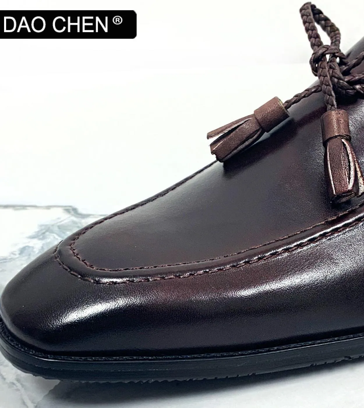 Scarpe da uomo in pelle di marca di lusso Mocassini con nappine marroni nere Slip On Classic Scarpe eleganti da uomo Scarpe casu