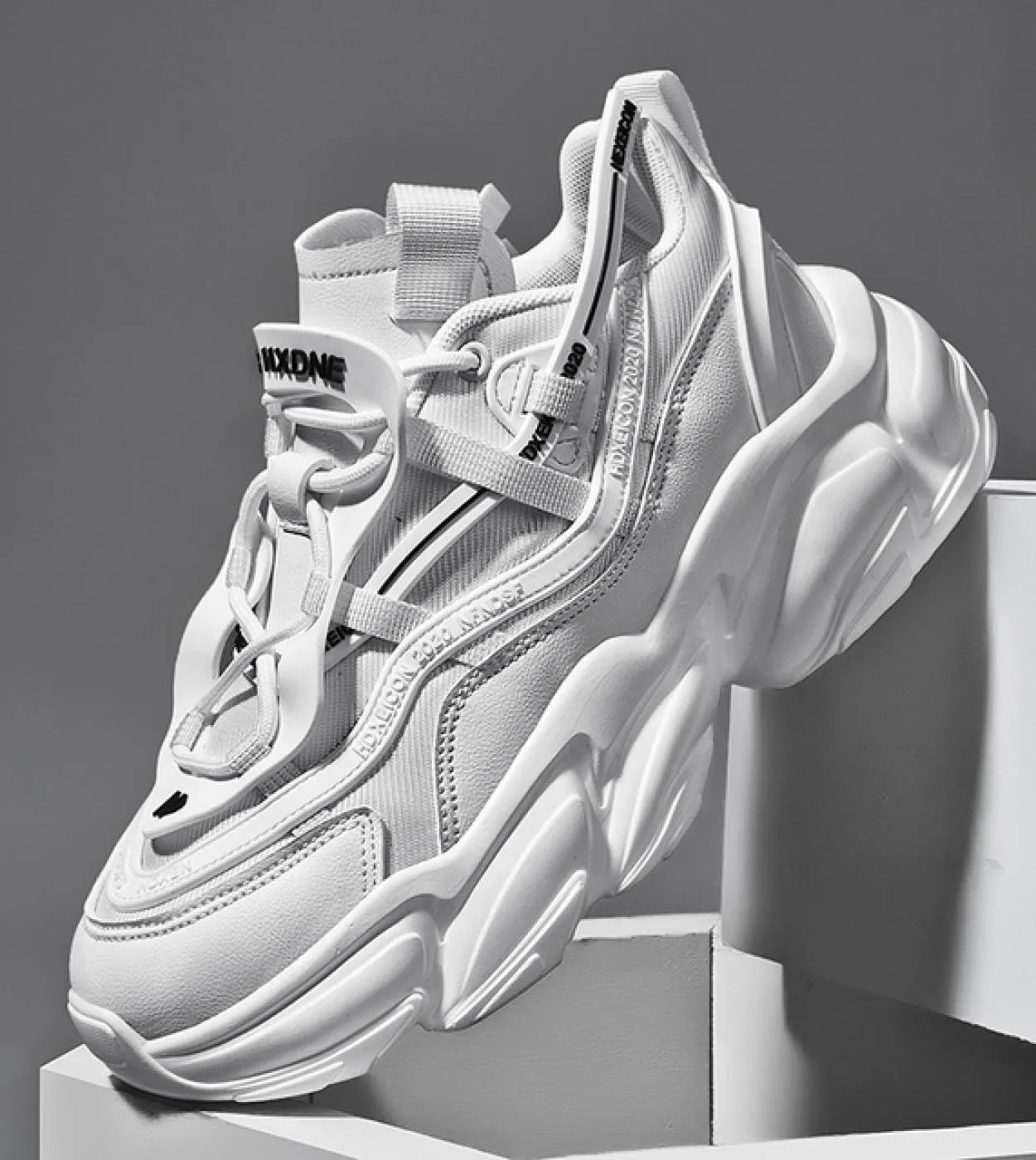 Scarpe da uomo Sneakers Uomo Tenis Scarpe di design di lusso Scarpe casual da uomo Scarpe con plateau Moda Mocassini con lame Ru