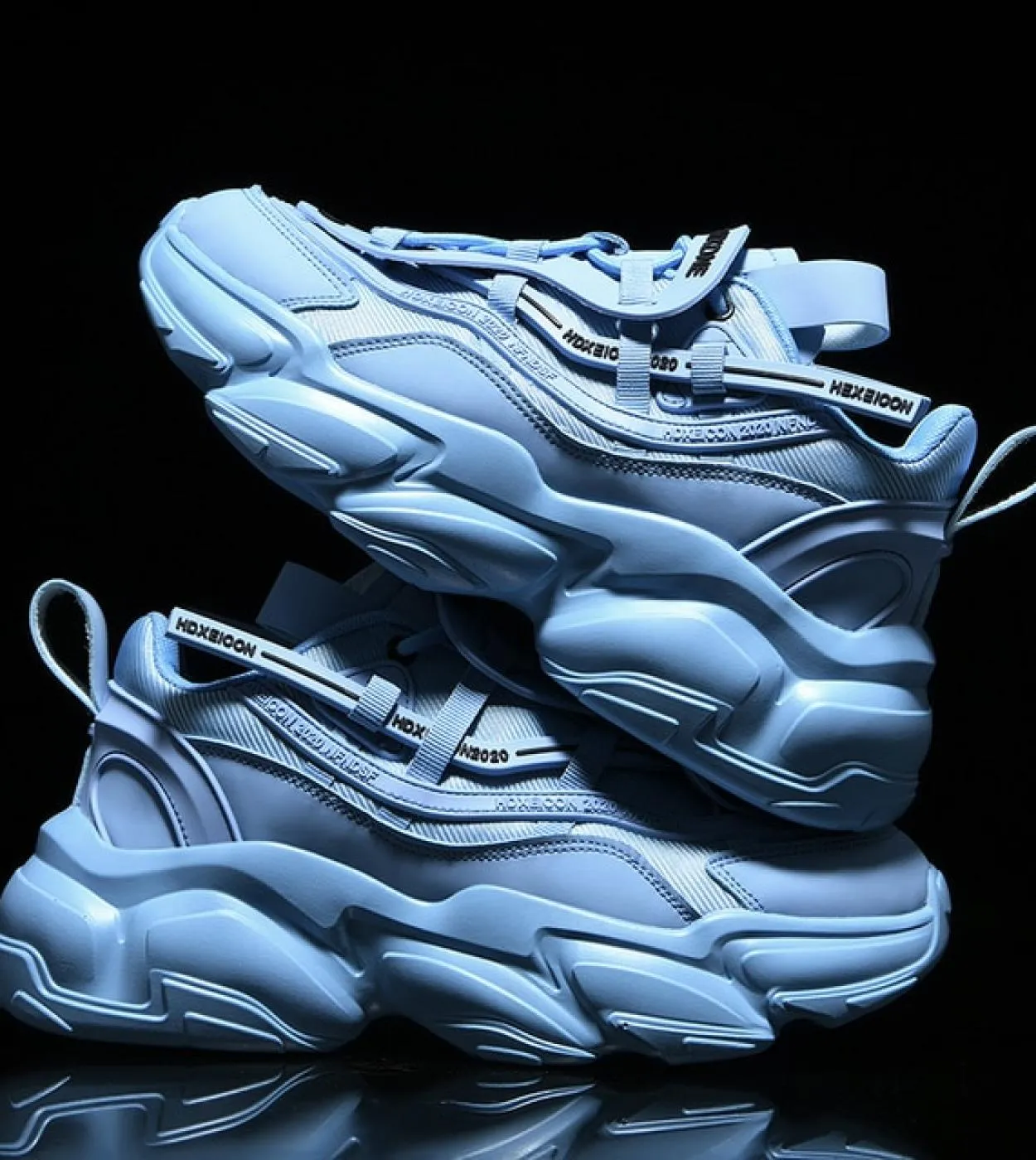 Scarpe da uomo Sneakers Uomo Tenis Scarpe di lusso Scarpe casual da uomo Trainer Race Scarpe bianche Moda Mocassini Scarpe da co