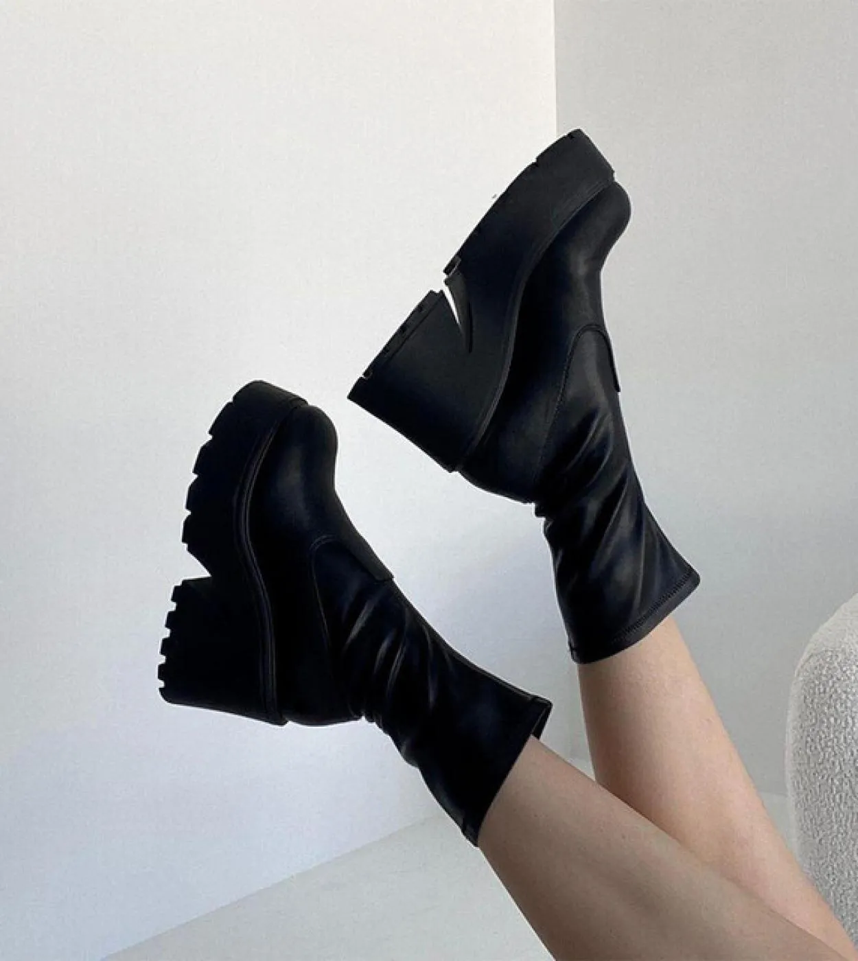 Stivaletti con plateau Scarpe per donna Goth Moda gotica Stivaletti da donna a metà polpaccio Donna 2022 Inverno Marca Ins Free