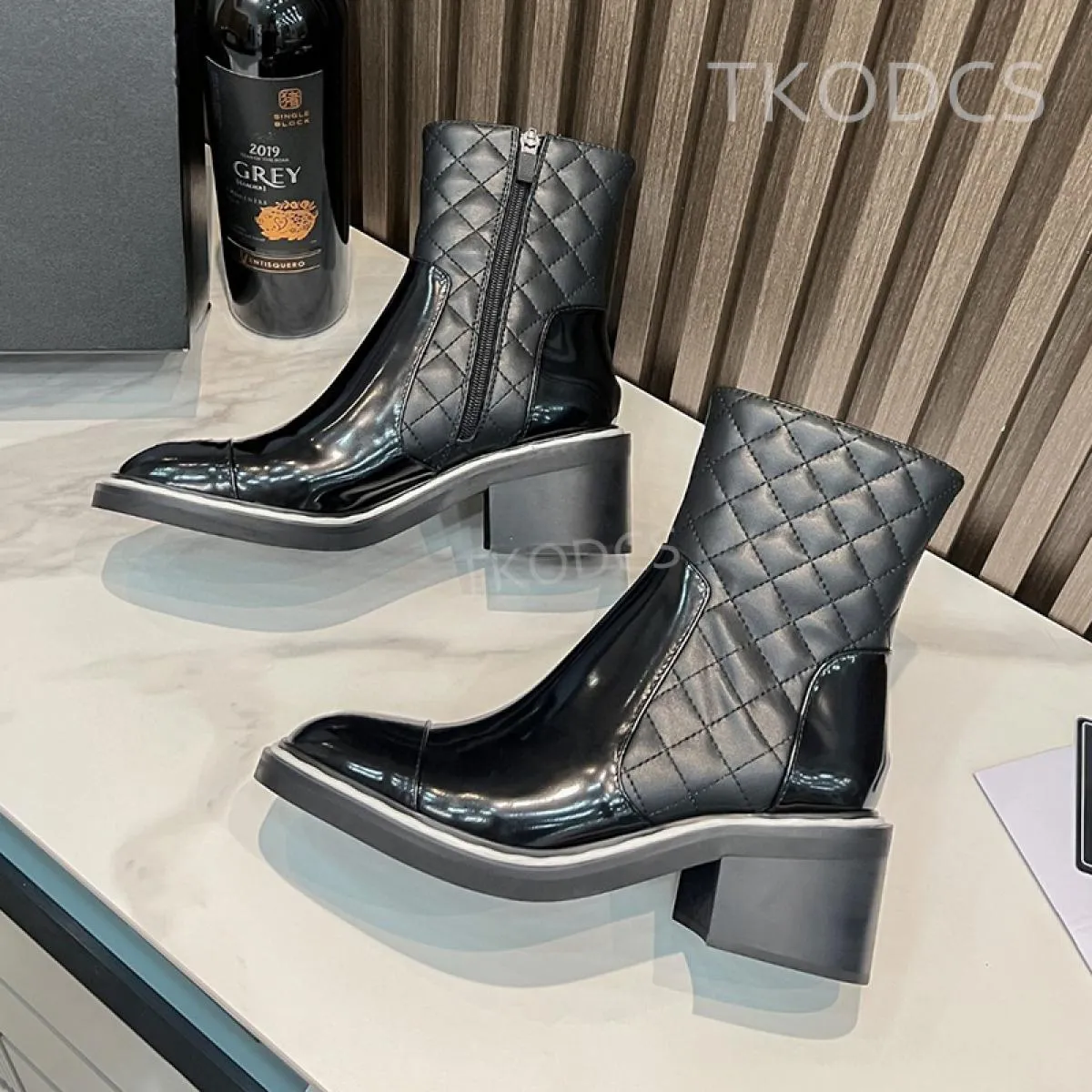 Stivaletti con tacco alto con cerniera in vera pelle Stivaletti corti neri da donna eleganti di marca Stivali da cavaliere class