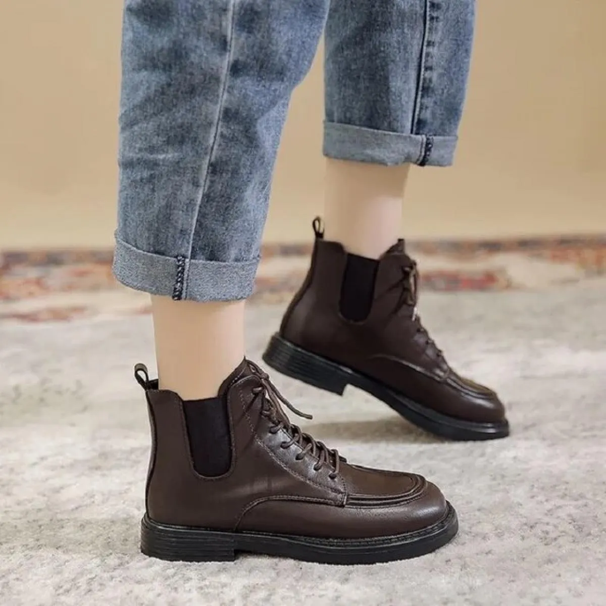 Stivaletti da donna 2022 nuova moda autunno inverno stivaletti da donna in pelle Pu stile britannico scarpe con plateau scarpe s