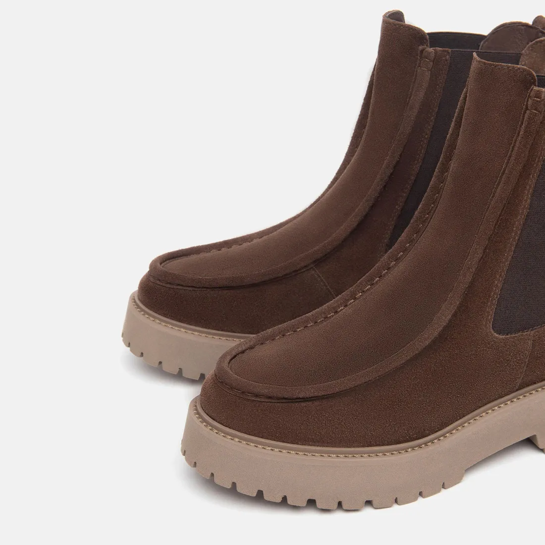 Stivaletto Chelsea da donna NeroGiardini in velour marrone