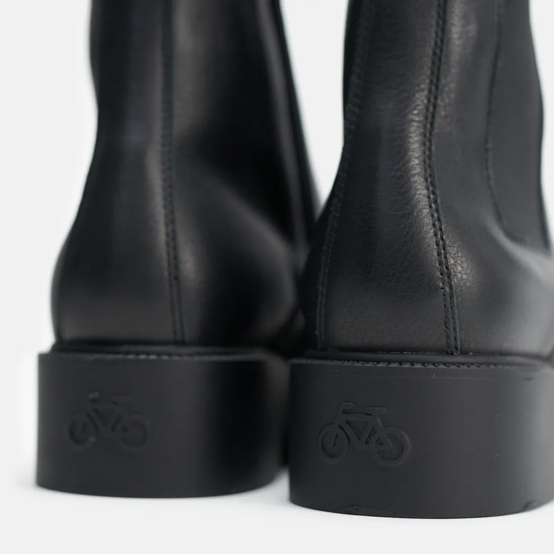 Stivaletto chelsea stringato Copenhagen Studio CPH576 vitello nero