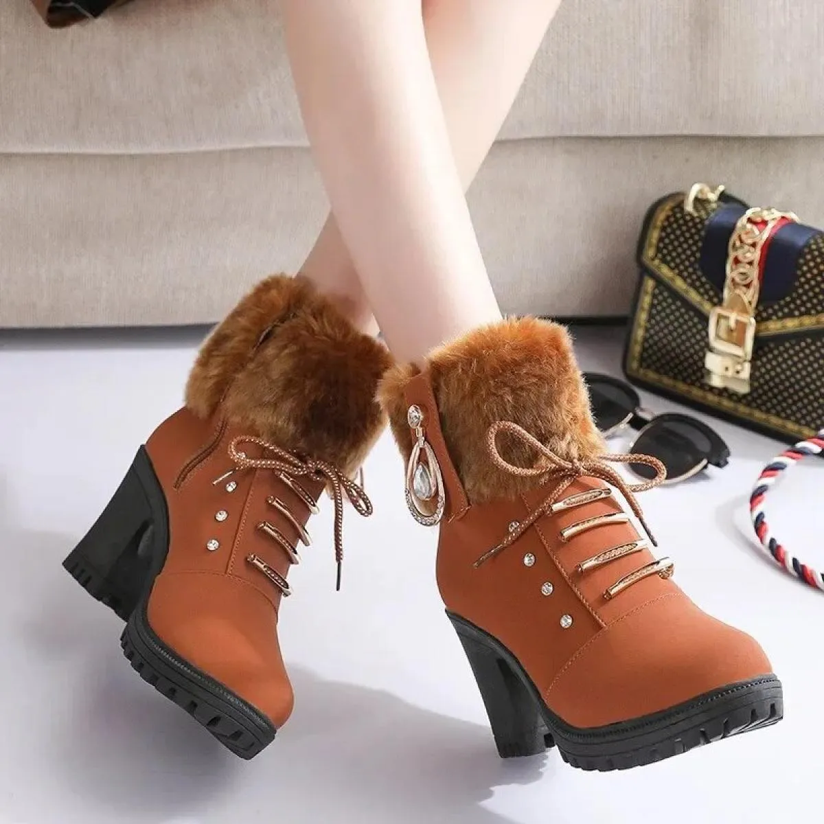 Stivali da neve caldi in pelliccia invernale da donna Stivaletti corti in lana Stivaletti Scarpe comode Grandi 35 40 Stivale med
