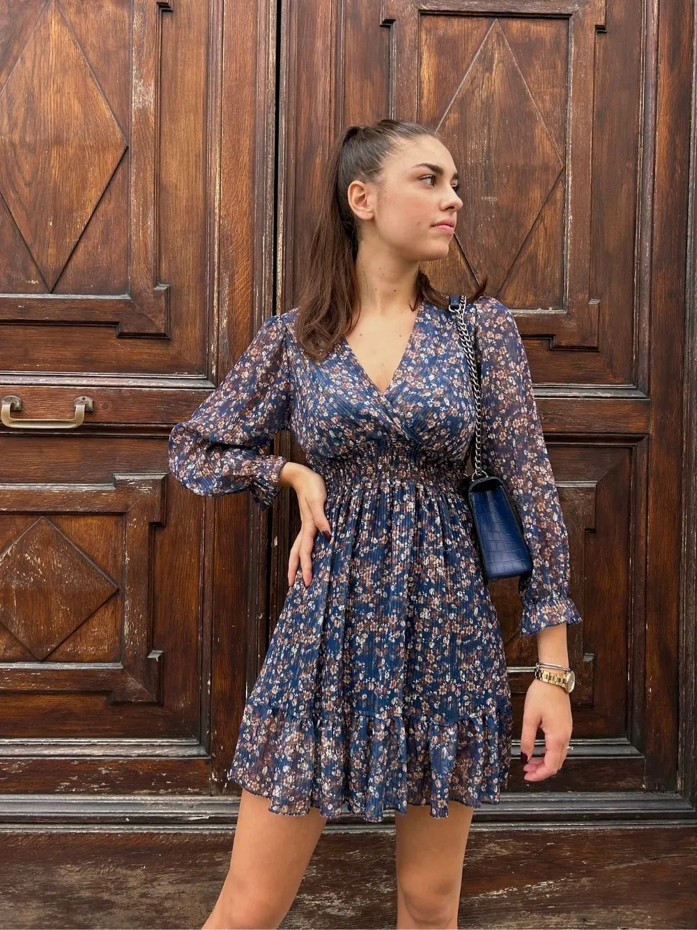 Vestito corto vita arricciata fiori lurex